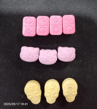 Barang bukti ekstasi. [Istimewa]